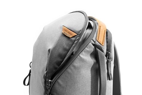 PEAK DESIGN EVERYDAY BACKPACK 15L ZIP V2 ASH - Click Image to Close