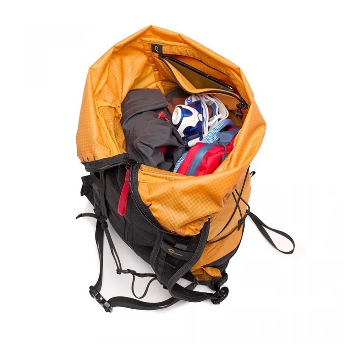 LOWEPRO RUNABOUT PACK-AWAY DAYPACK 18L - Click Image to Close