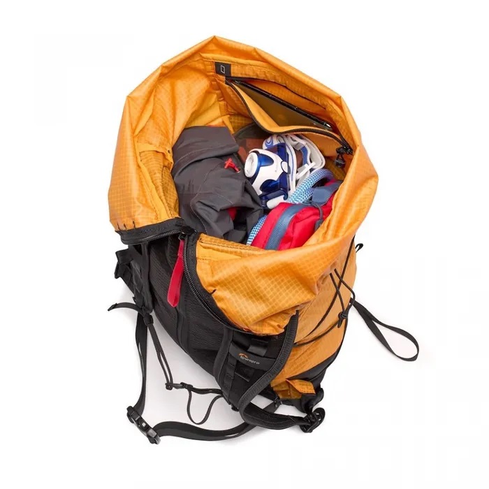 LOWEPRO RUNABOUT PACK-AWAY DAYPACK 18L