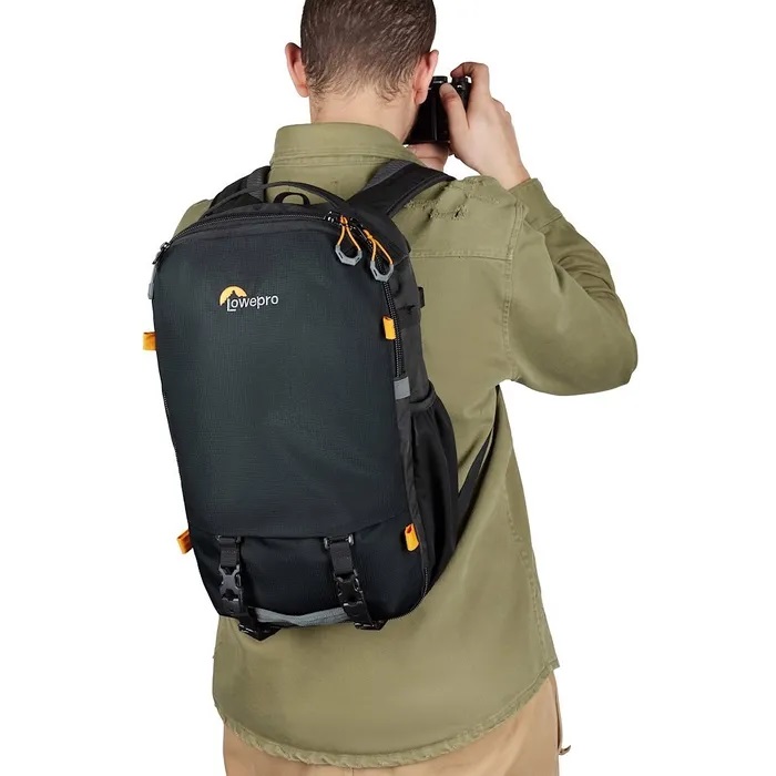 LOWEPRO TREKKER LT BACKPACK 150 BLACK GREEN LINE